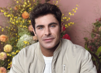 Zac Efron: Αγνώριστος – Οι θαυμαστές του έχουν μείνει με το στόμα ανοικτό