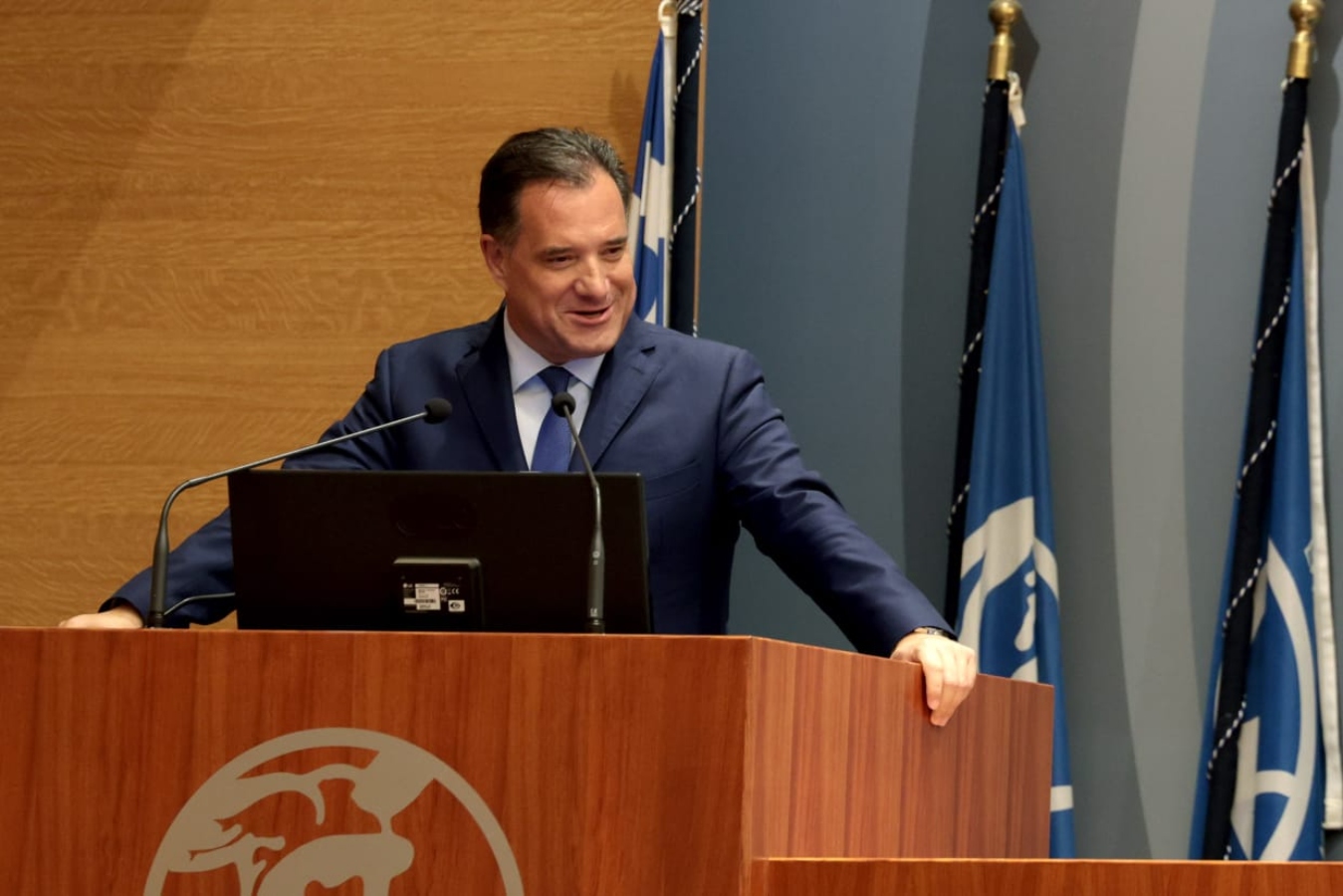 Υλοποιείται η ψηφιοποίηση του Ιστορικού Ασφάλισης του ΕΦΚΑ με πρωτοβουλία Άδωνι