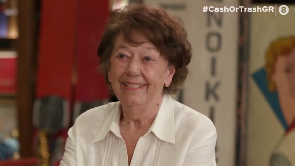 Η ηθοποιός Μαρία Κωνσταντάρου στο Cash or Trash για να πουλήσει συλλεκτικό καθρέφτη