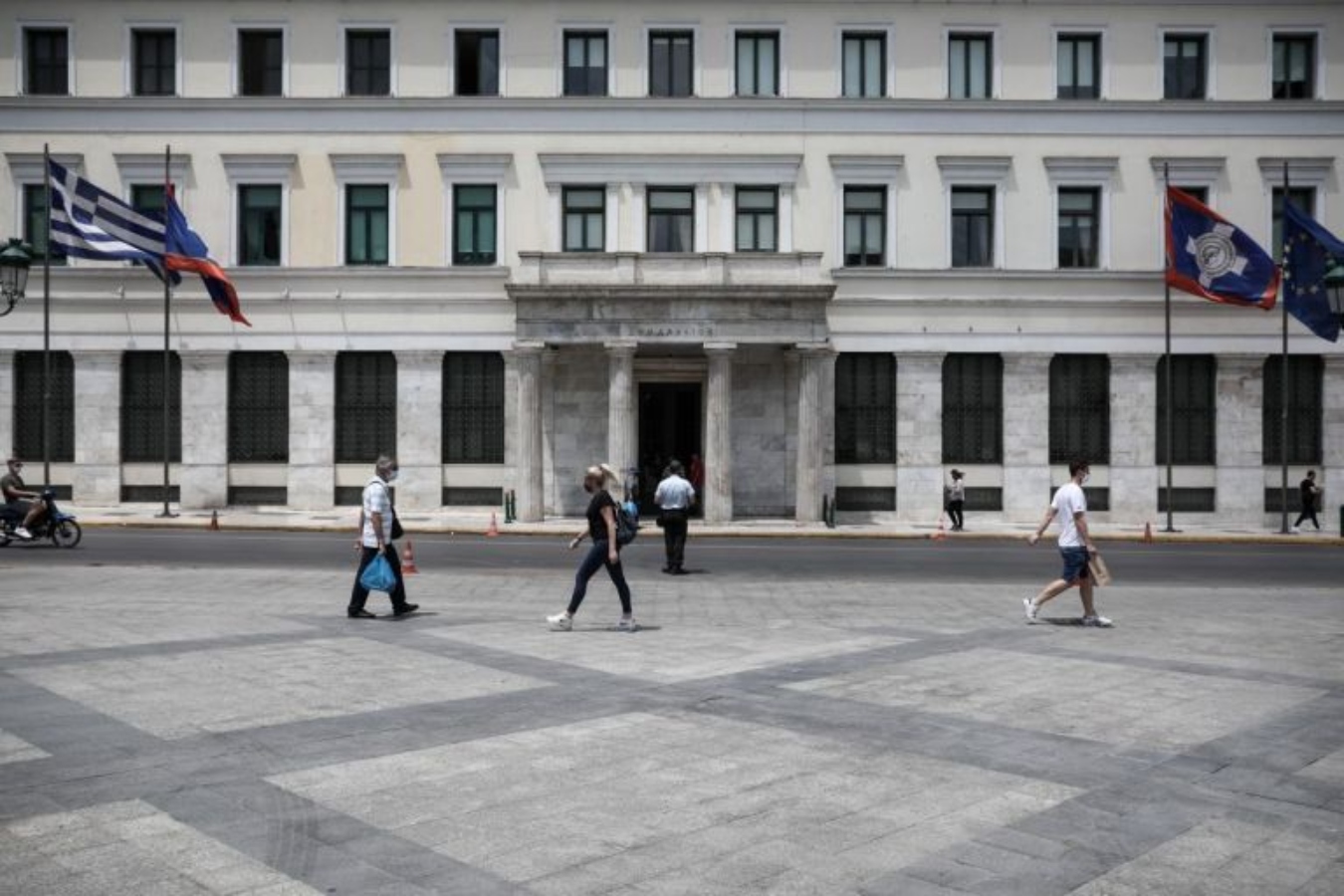 Δήμος Αθηναίων: Νέα, οριζόντια μείωση κατά 5% των δημοτικών τελών
