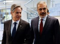 Μπλίνκεν σε Φιντάν: Χωρίς καθυστέρηση η ένταξη της Σουηδίας στο ΝΑΤΟ Μπλίνκεν σε Φιντάν: Χωρίς καθυστέρηση η ένταξη της Σουηδίας στο ΝΑΤΟ