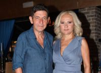 Μπέσσυ Μάλφα: «Αγαπώ τόσο πολύ τον Γεράσιμο που δεν με αφορά η απιστία» Μπέσσυ Μάλφα: «Αγαπώ τόσο πολύ τον Γεράσιμο που δεν με αφορά η απιστία»