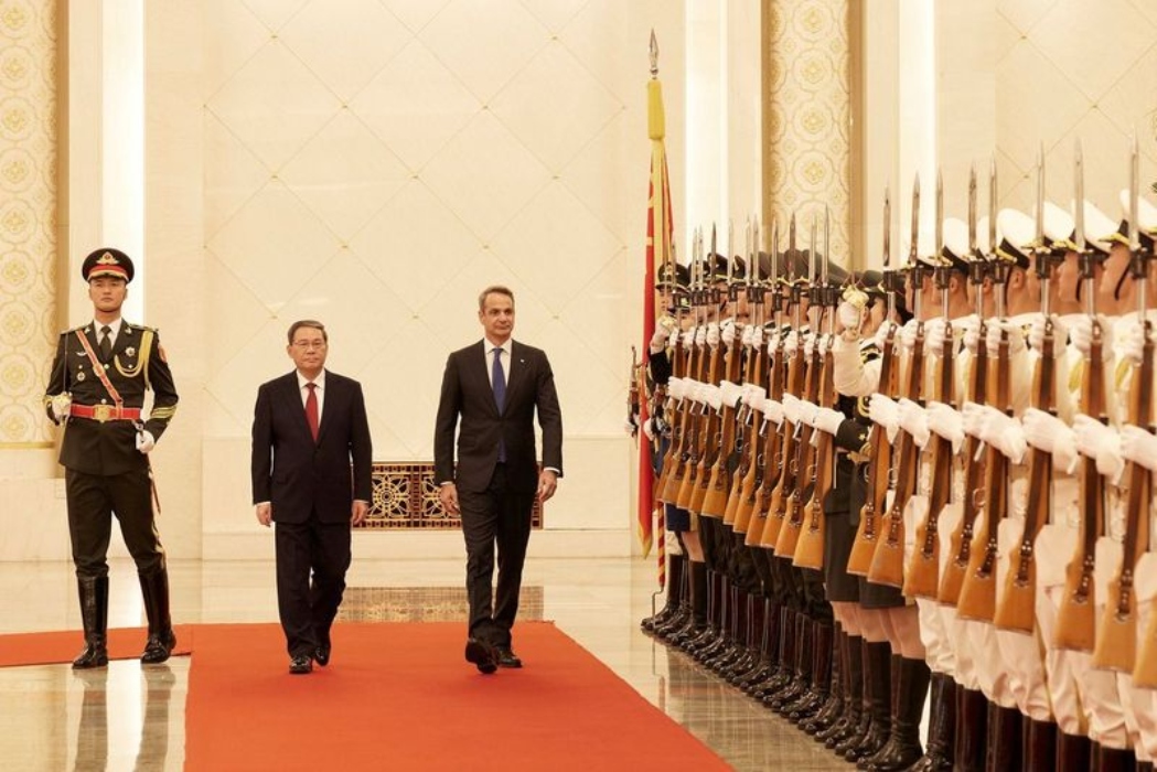 Σε θερμό κλίμα η συνάντηση Μητσοτάκη με τον Λι Τσιανγκ στο Πεκίνο – Τι είπε ο πρωθυπουργός [vid]