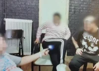 Κερατσίνι: 42χρονος μετέδιδε ζωντανά τα βασανιστήρια που έκανε σε 21χρονη και 25χρονο ΑμεΑ