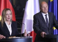 Μελόνι-Σολτς για Σύμφωνο Σταθερότητας και μεταναστευτικό