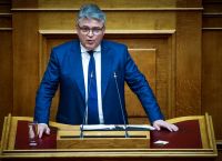 Νατσιός για γάμο ομόφυλων ζευγαριών: Μην μολύνετε την ιερή λέξη της οικογένειας