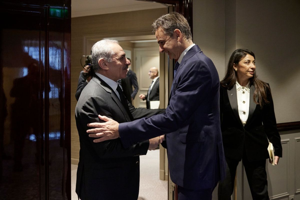 Μητσοτάκης σε Παλαιστίνιο πρωθυπουργό: Είμαστε έτοιμοι να συμβάλουμε με ανθρωπιστική βοήθεια