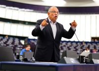 Παπαδημούλης: Τουλάχιστον 2 ευρωβουλευτές θα εκπροσωπήσουμε τη νέα ΚΟ των “11” Παπαδημούλης: Τουλάχιστον 2 ευρωβουλευτές θα εκπροσωπήσουμε τη νέα ΚΟ των “11”