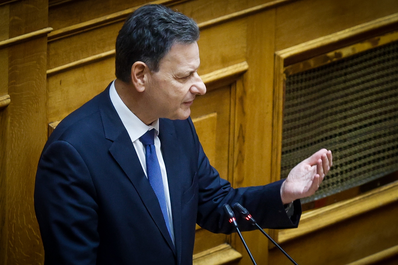 Σκυλακάκης: Τέρμα τα «κόλπα» με το ρεύμα – Το πράσινο τιμολόγιο δεν πλήττει τον ανταγωνισμό