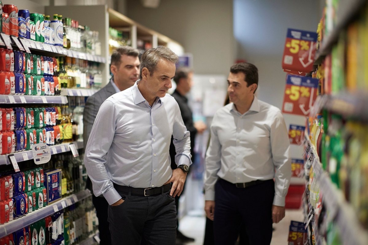 Mitsotakis says “all available tools” will be used to keep supermarket prices down