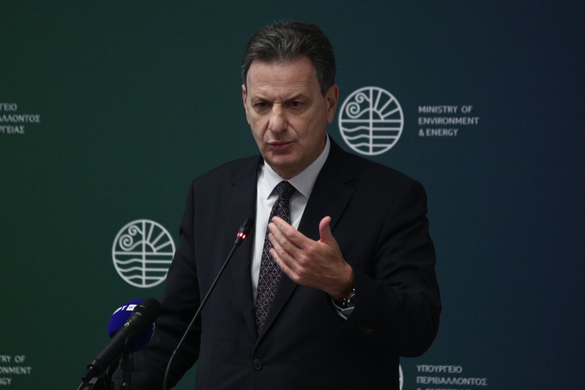 Σκυλακάκης: “Είναι καλύτερες οι τιμές στο ρεύμα σε σχέση με πέρυσι που είχαμε την κρατική επιδότηση”