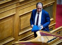 Βουλή: Δείτε live τη συζήτηση των προτάσεων ΣΥΡΙΖΑ και ΠΑΣΟΚ για τη σύμβαση «717» [vid]