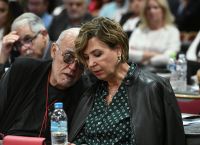 Γεροβασίλη, Φλαμπουράρης και άλλοι 4 προεδρικοί κατέθεσαν τροπολογία κατά του δημοψηφίσματος