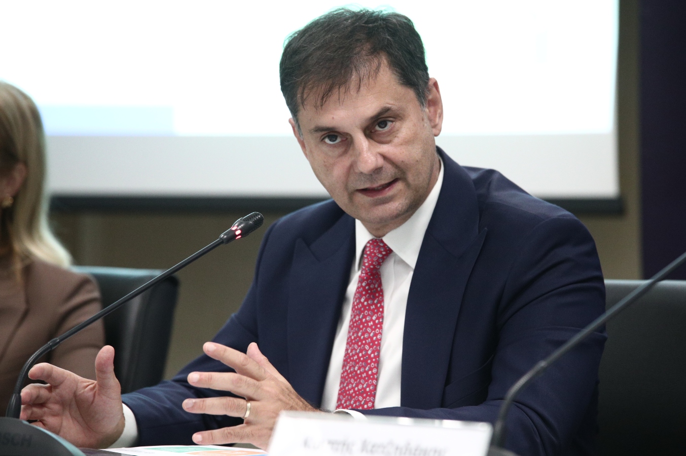 Θεοχάρης για φορολογικό νομοσχέδιο: Ακούμε τα σχόλια και θα γίνουν αλλαγές