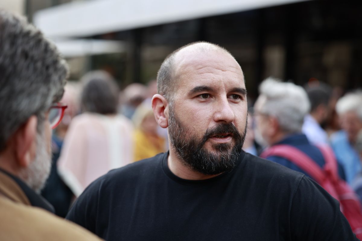 Τζανακόπουλος για σχόλιο περί “αυλικών”: Πρόκειται περί χυδαιότητας, να τον χαίρονται ο ΣΥΡΙΖΑ και ο Τσίπρας