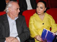 Η ζωή του Άκη Τσοχατζόπουλου στο Netflix – Τι λέει η γυναίκα του Βίκυ