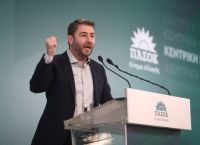 Ανδρουλάκης: “Οφείλουμε να αντιστρέψουμε τη ζοφερή πραγματικότητα του δημογραφικού”