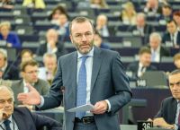 Μάνφρεντ Βέμπερ: Επικεφαλής του ευρωψηφοδελτίου το 2024