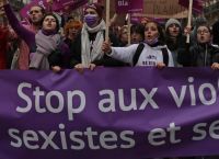 Διαδηλώσεις σε όλο τον κόσμο για την Παγκόσμια Ημέρα για την Εξάλειψη της Βίας κατά των Γυναικών