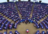 Ευρωεκλογές 2024: Η ευρωπαϊκή κεντροδεξιά περιορίζει τις απώλειές της