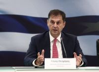 Αποεπένδυση του δημοσίου και τράπεζες