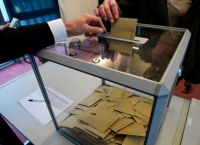 Δημοσκοπήσεις: Οι πολίτες επιλέγουν με κριτήριο το μικρότερο κακό