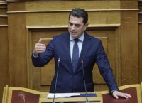 Κυβέρνηση: Νέα μέτρα πίεσης στην αγορά ενόψει εορτών
