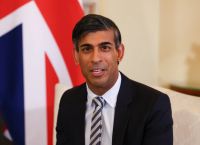 Μ. Βρετανία: Καλεί τους πολίτες της να εγκαταλείψουν τον Λίβανο