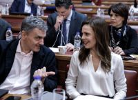 Η αριστερή αντιπολίτευση στον Κασσελάκη