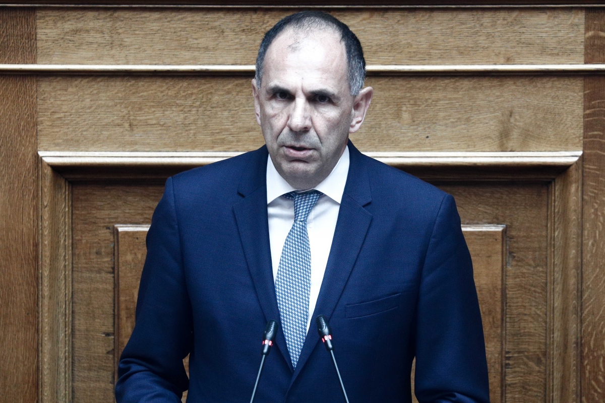 Γεραπετρίτης: Ενημερώνει τα κόμματα για το Ανώτατο Συμβούλιο Συνεργασίας