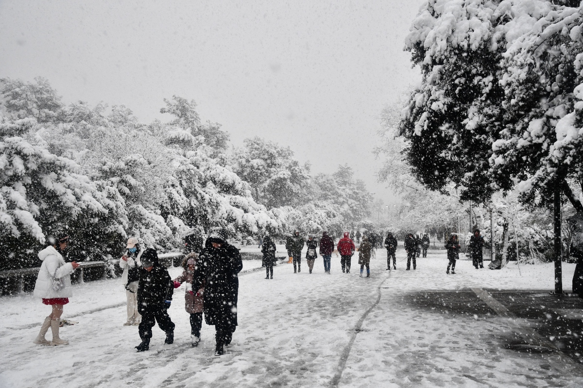 Αλλαγή στο σκηνικό του καιρού σήμερα με βροχές & χιόνια