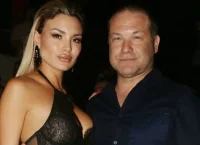 Παναγιώταρου – Γιαννόπουλος: Η συνάντηση και η αγκαλιά μπροστά στις κάμερες