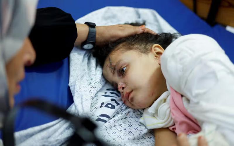 CNN σε νοσοκομείο της Γάζας: «Η τραγωδία βρίσκεται παντού»