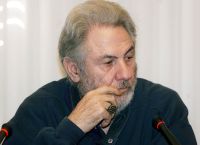 Γιώργος Μιχαλακόπουλος: Διακρίθηκε για τα πολλά μυθοπλαστικά πρόσωπα και το πολυδιάστατο ταλέντο