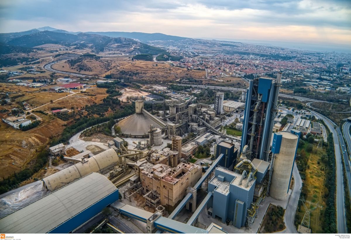 Η Titan αναμένει πωλήσεις άνω των 2,5 δισ. ευρώ και EBITDA άνω των 500 εκατ. ευρώ