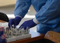 Αυξημένη ζήτηση σε αντιικά φάρμακα και τεστ λόγω της έξαρσης του κορονοϊού και της γρίπης