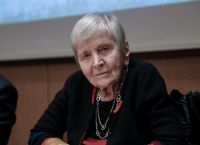 Ελένη Γλύκατζη – Αρβελέρ: O Μέγας Αλέξανδρος είναι θαμμένος στη Βεργίνα