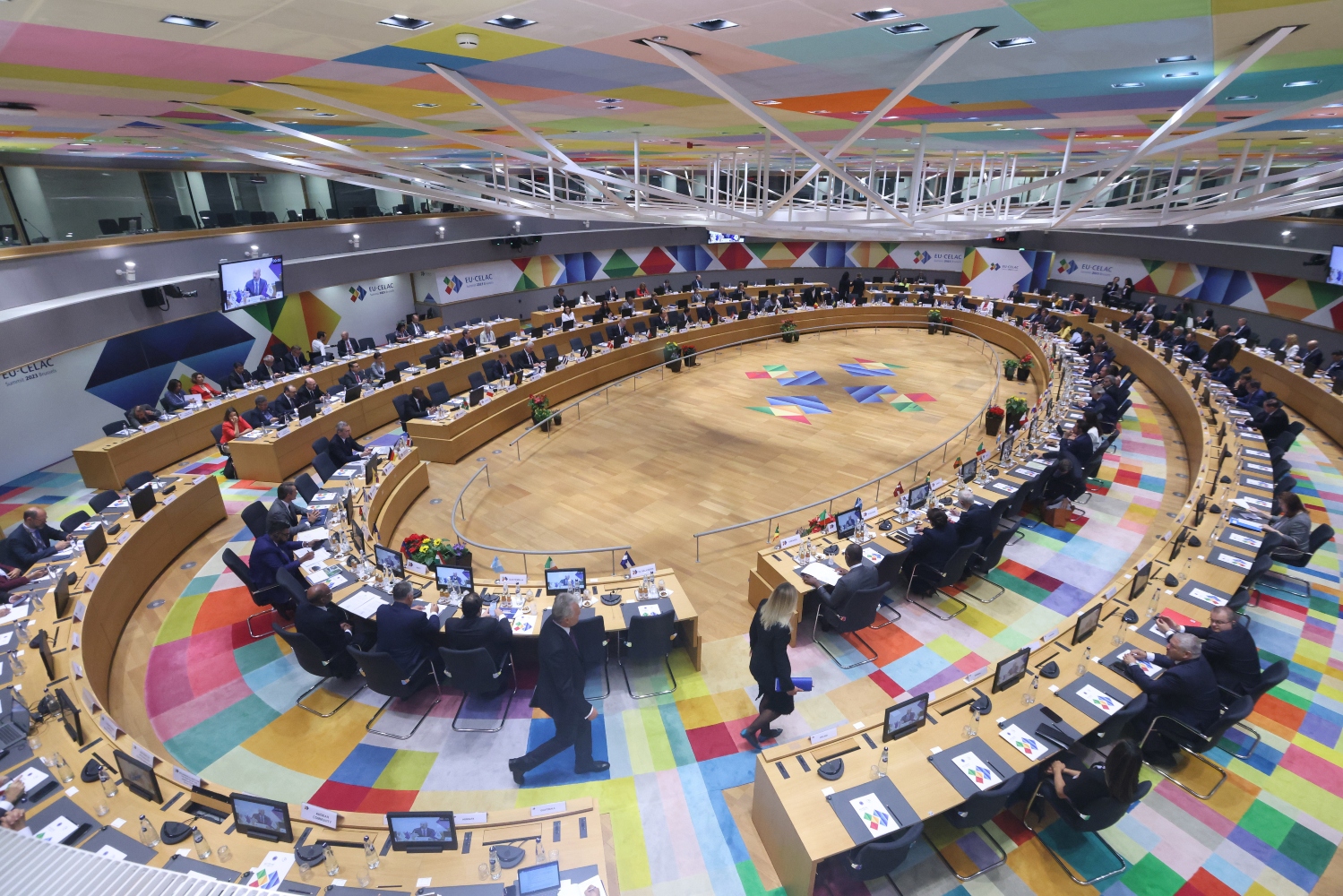 Εύσημα από το Eurogroup για τον ελληνικό προϋπολογισμό
