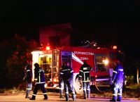 Έσβησε η φωτιά σε κτίριο στην οδό Βουλής