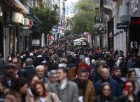 Χειμερινές εκπτώσεις: Πότε ξεκινούν και πόσο θα διαρκέσουν