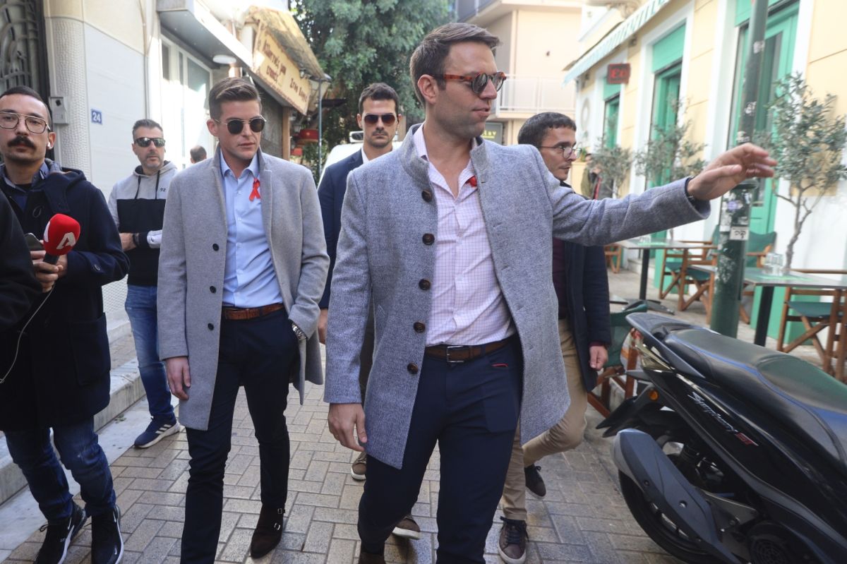 Κασσελάκης και Τάιλερ επισκέφθηκαν τον Σύλλογο Οροθετικών “Θετική φωνή”