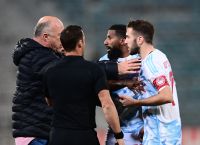 Για πρώτη φορά μετά από 28 χρόνια ο Ολυμπιακός είδε και κόκκινη και δυο πέναλτι εις βάρος του