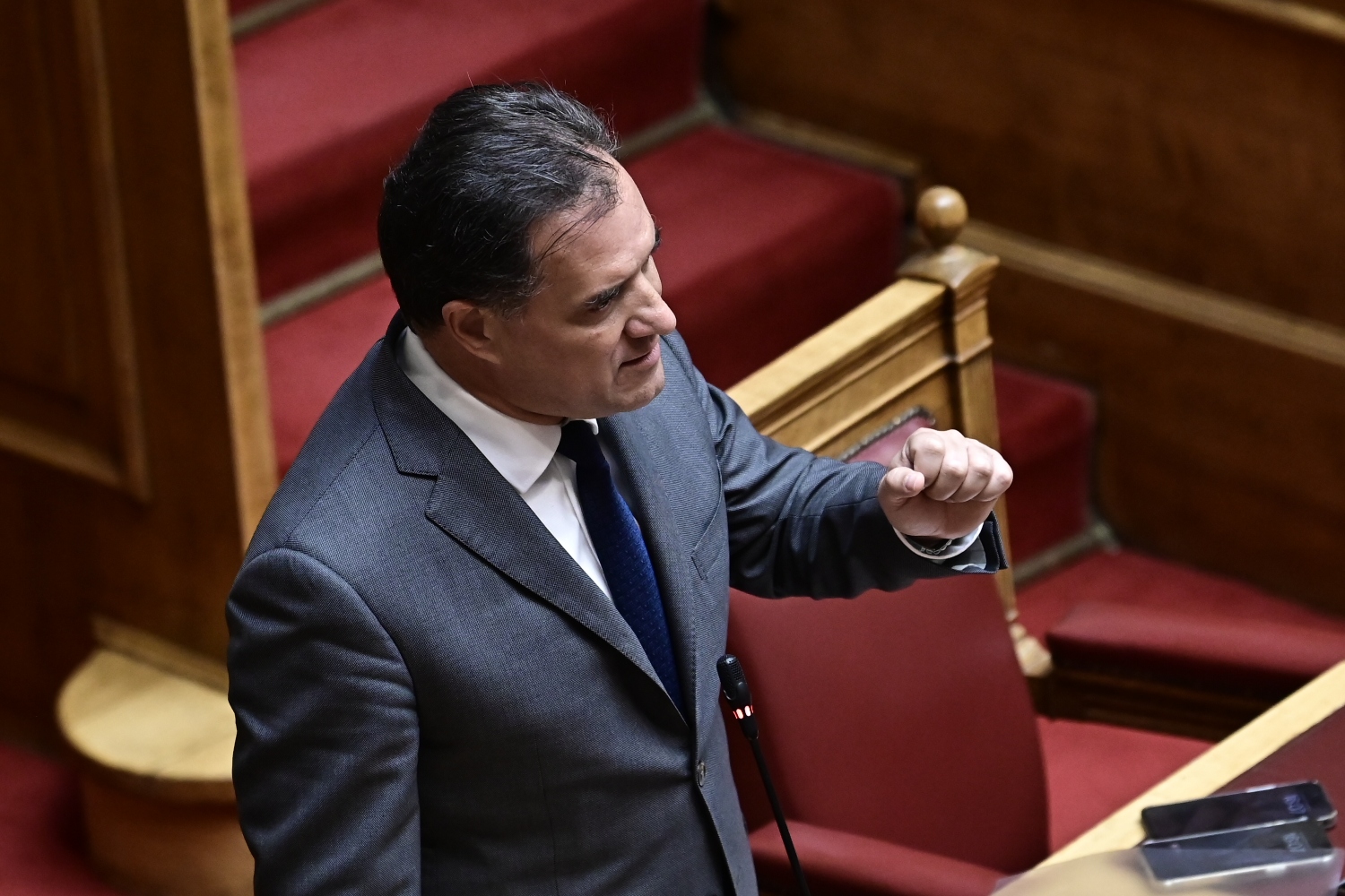 Άδωνις: Κομβικής σημασίας για εμάς η προστασία των εργαζομένων [vid]
