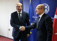 Συνάντηση Χατζηδάκη-Σιμσέκ: Η διεύρυνση της οικονομικής συνεργασίας στην ατζέντα των δύο υπουργών