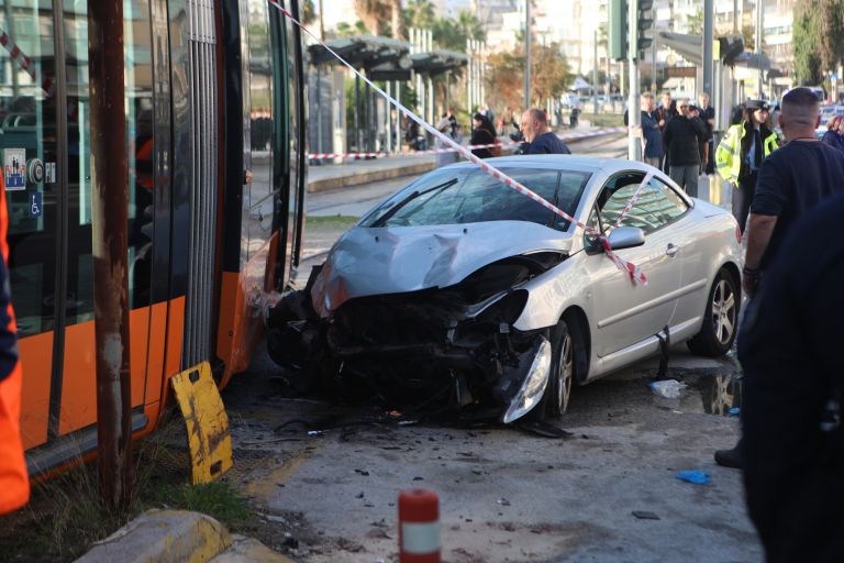 Τρία θανατηφόρα τροχαία κατά τη διάρκεια της νύχτας [vid]