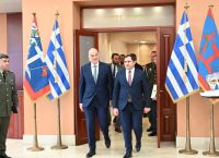 Δένδιας: Στεκόμαστε στο πλευρό του αρμενικού λαού-Συνάντηση του Έλληνα υπ. Άμυνας με τον Αρμένιο ομόλογό του,