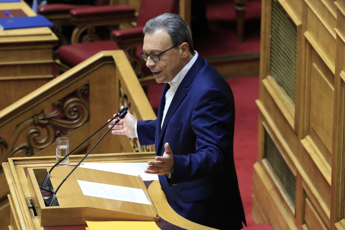 Φάμελλος: «Η  θριαμβολογία, για την πορεία της ελληνικής οικονομίας είναι επικίνδυνη»