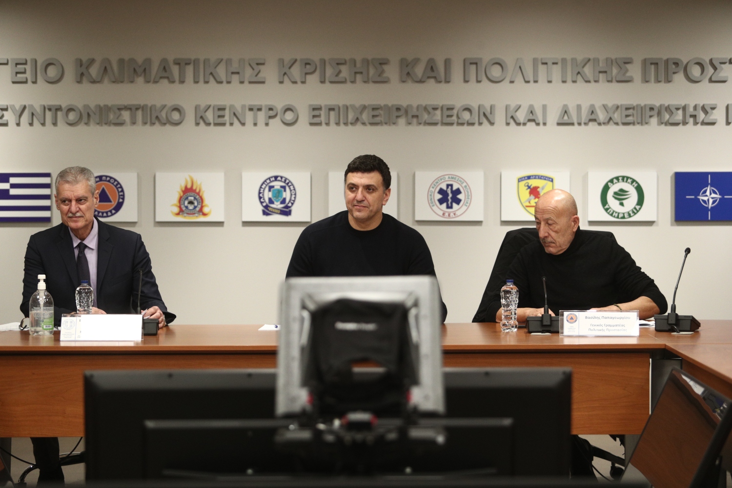 Κικίλιας: Σύσκεψη με ιδιοκτήτες εκχιονιστικών – Τι προβλέπεται σε περίπτωση βαριάς χιονόπτωσης