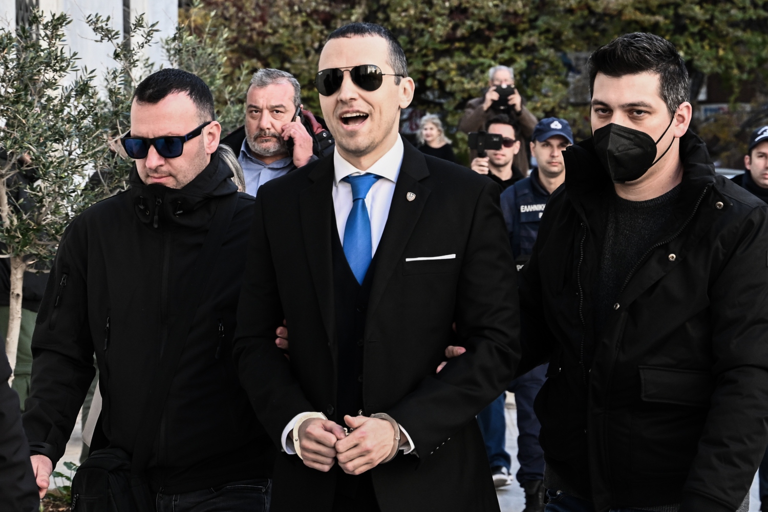 Κασιδιάρης: Τέθηκε σε αργία μετά την ορκωμοσία του ως δημοτικός σύμβουλος και επέστρεψε στις φυλακές