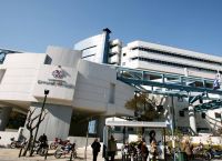 Ερρίκος Ντυνάν: Εξαγοράζει τα νοσοκομεία της Euromedica